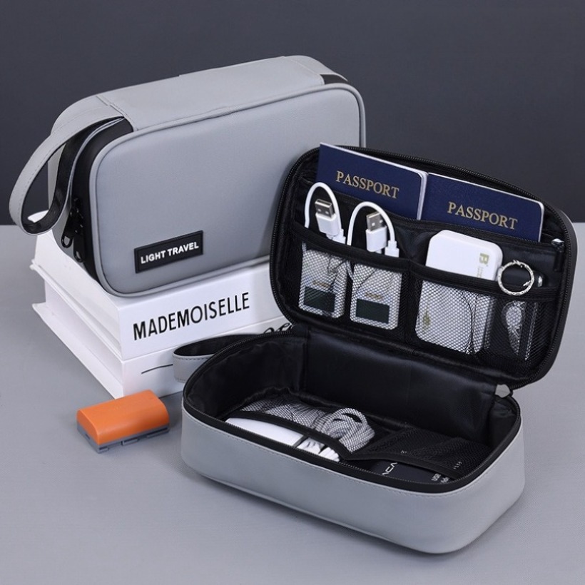 Travel Accessories And Gadgets - Bolsa de almacenamiento ligera para dispositivos
