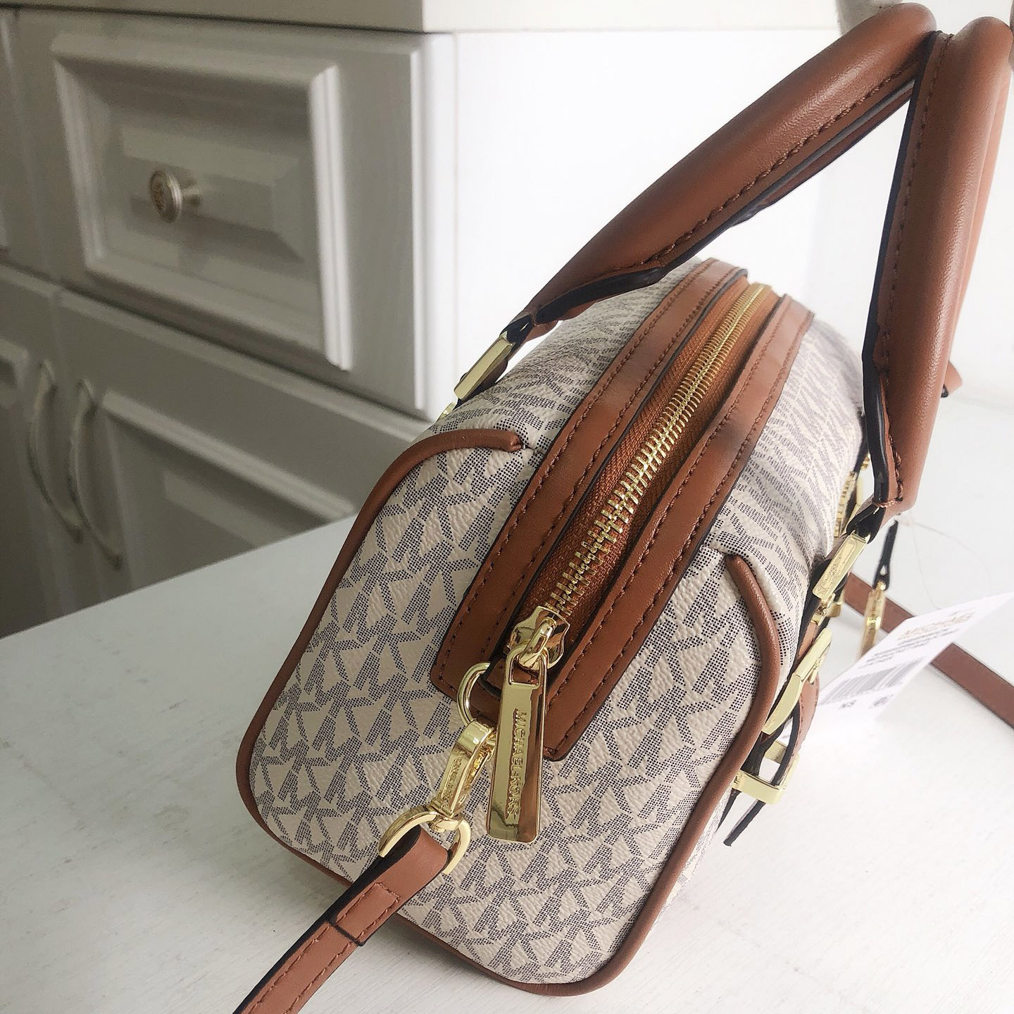 Nuevo bolso de mano de diseño  - Travel Accessories Leather reseña y precio