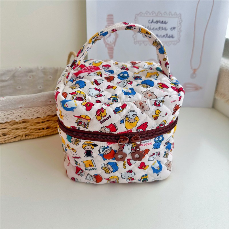 Bolsa de Maquillaje Acolchada  - Travel Accessories Needed reseña y precio