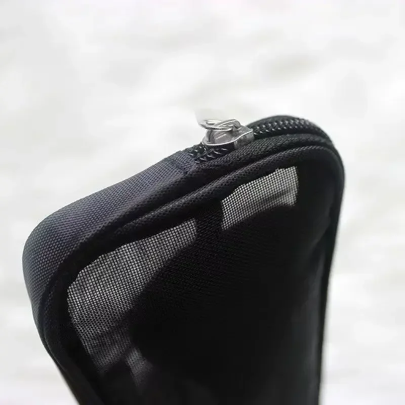 Estuche de viaje para brochas  - Travel Accessories Needed reseña y precio